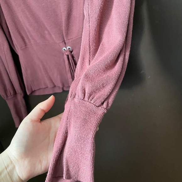 Express Mauve Sweater - Picture 5 of 5